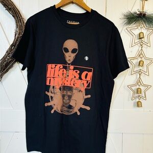 PacSun Black Tee with Alien Graphic
